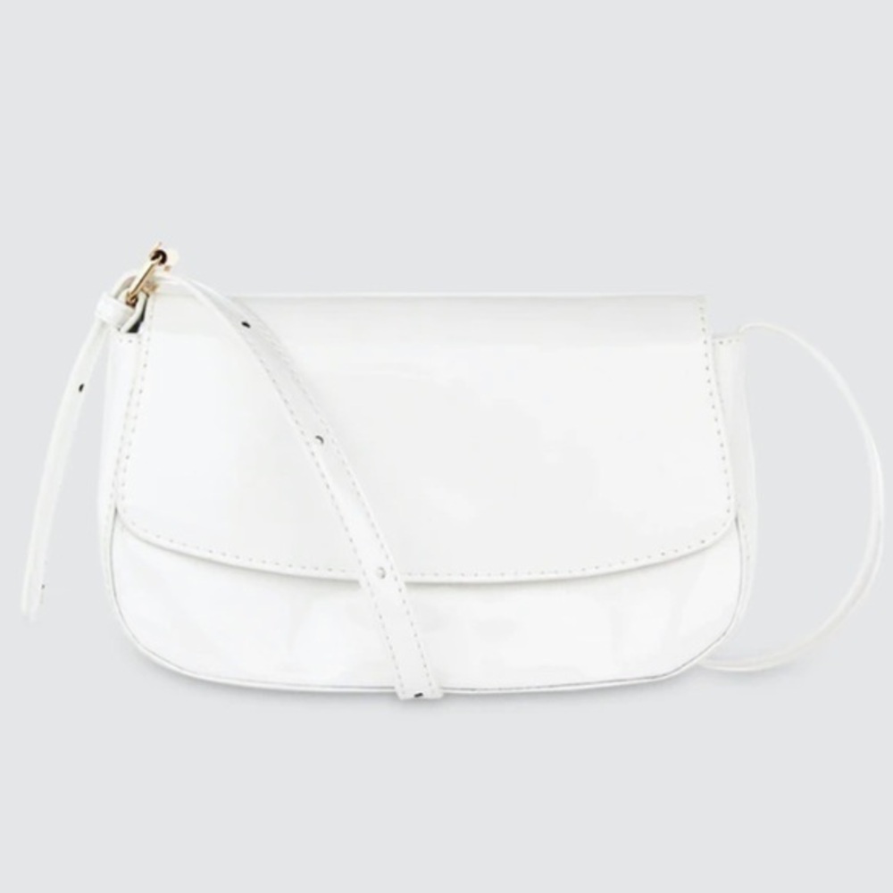 WHITE GLOSS BAGUETTE HANDBAG❗️